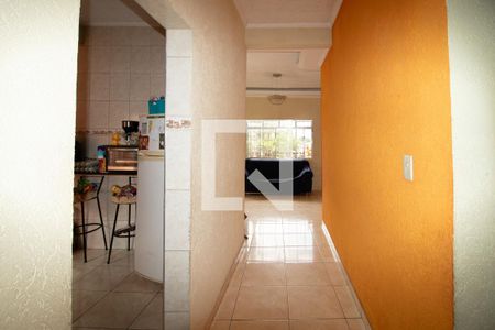 Corredor de casa à venda com 4 quartos, 300m² em Parada Inglesa, São Paulo