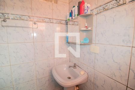 Casa à venda com 300m², 4 quartos e 6 vagasBanheiro da Suíte 1