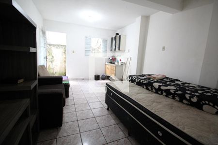 Quarto/Cozinha de casa para alugar com 1 quarto, 22m² em Sítio do Mandaqui, São Paulo