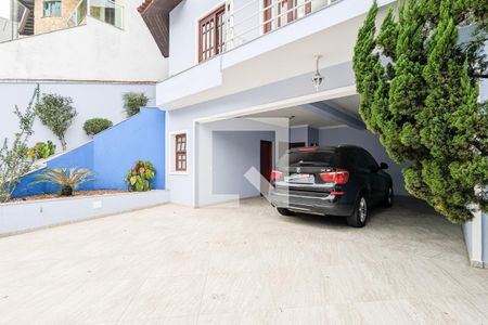 Casa à venda com 347m², 4 quartos e 4 vagasGaragem