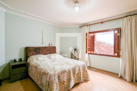 Casa à venda com 347m², 4 quartos e 4 vagasQuarto da suíte 1