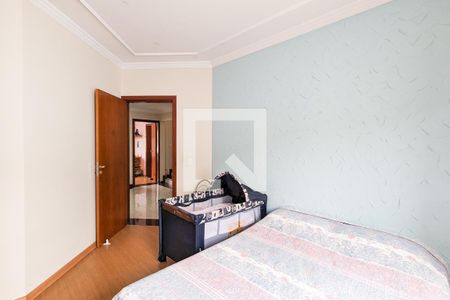 Casa à venda com 347m², 4 quartos e 4 vagasQuarto 2