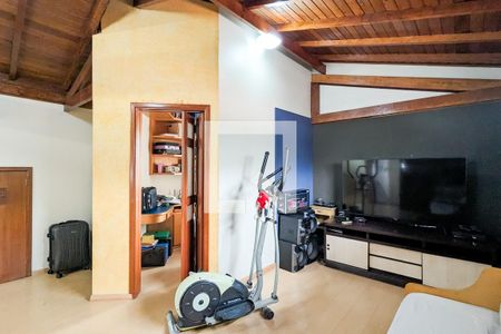 Casa à venda com 347m², 4 quartos e 4 vagasSótão