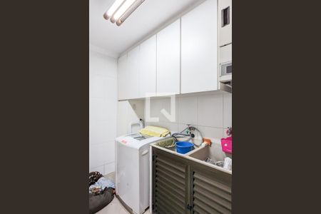 Casa à venda com 347m², 4 quartos e 4 vagasÁrea de serviço