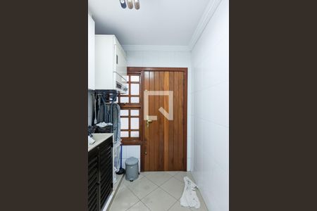 Casa à venda com 347m², 4 quartos e 4 vagasÁrea de serviço