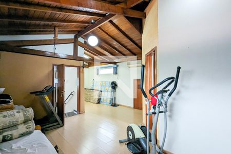 Casa à venda com 347m², 4 quartos e 4 vagasSótão