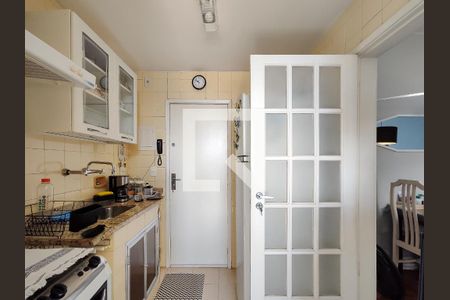 Apartamento à venda com 60m², 2 quartos e 1 vagaCozinha