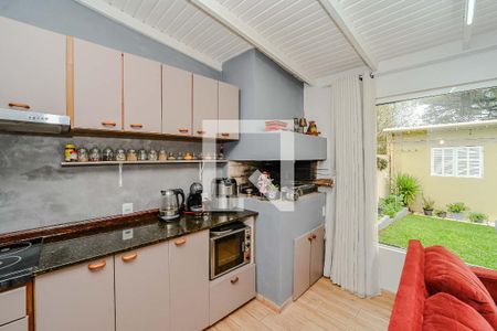 Casa à venda com 280m², 2 quartos e 2 vagasCozinha