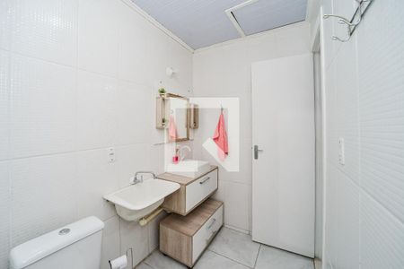 Casa à venda com 280m², 2 quartos e 2 vagasBanheiro 1