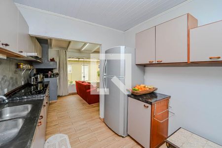 Casa à venda com 280m², 2 quartos e 2 vagasCozinha