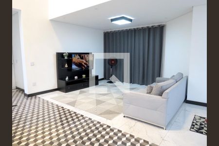 Sala de casa à venda com 4 quartos, 280m² em City América, São Paulo