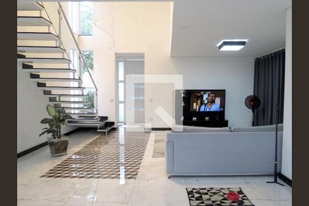 Sala de casa à venda com 4 quartos, 280m² em City América, São Paulo