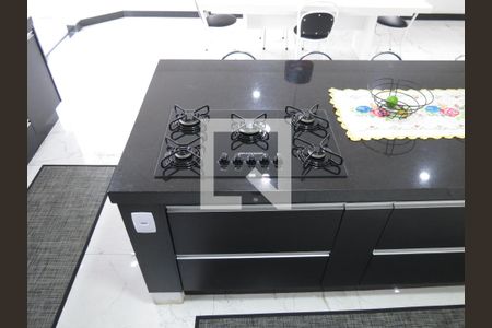 Casa à venda com 280m², 4 quartos e 10 vagasCozinha - Cooktop