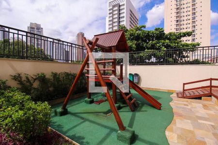 Apartamento à venda com 72m², 2 quartos e 2 vagasÁrea comum - Playground