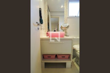 Apartamento à venda com 72m², 2 quartos e 2 vagasBanheiro da Suíte 2