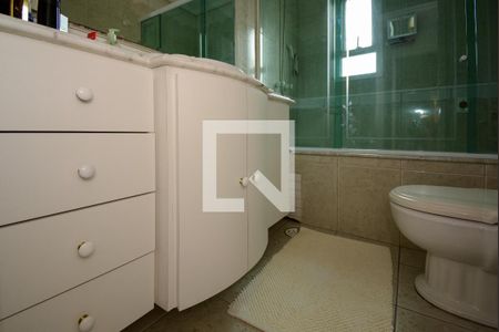 Apartamento à venda com 156m², 3 quartos e 2 vagasBanheiro da Suíte