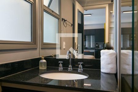 Studio para alugar com 25m², 0 quarto e sem vaga Studio para alugar com 25m², 0 quarto e sem vagaBanheiro Social