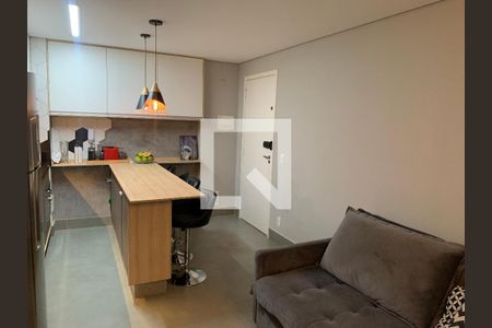Sala/Cozinha de apartamento à venda com 2 quartos, 48m² em Cambuci, São Paulo