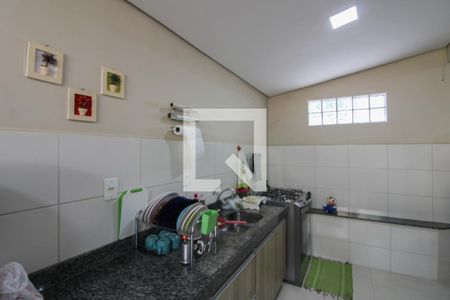 Casa à venda com 180m², 3 quartos e 5 vagasCasa 2 - Cozinha