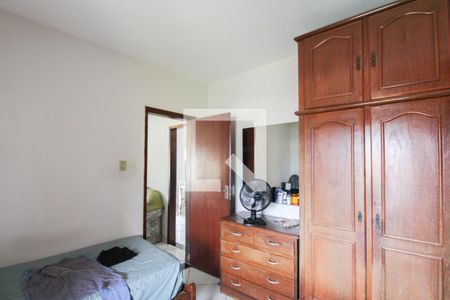 Casa à venda com 180m², 3 quartos e 5 vagasQuarto 2 - Casa 1