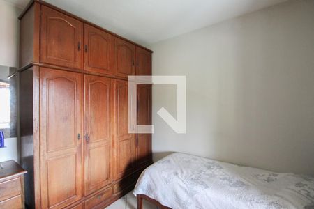 Casa à venda com 180m², 3 quartos e 5 vagasQuarto 2 - Casa 1