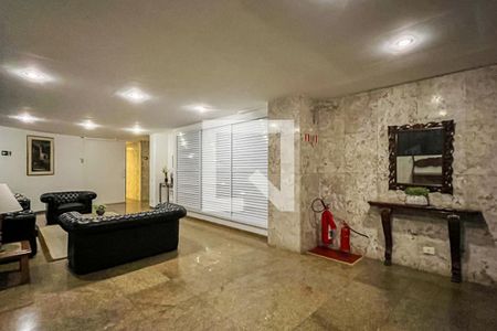Apartamento à venda com 175m², 3 quartos e 5 vagasÁrea Comum - Hall Social