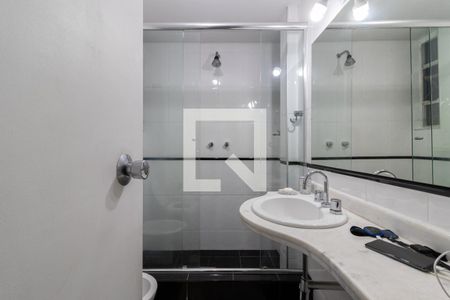 Apartamento à venda com 175m², 3 quartos e 5 vagasBanheiro