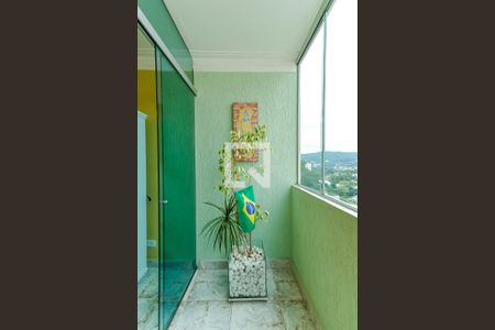 Sacada de apartamento à venda com 3 quartos, 84m² em Barro Branco (zona Norte), São Paulo