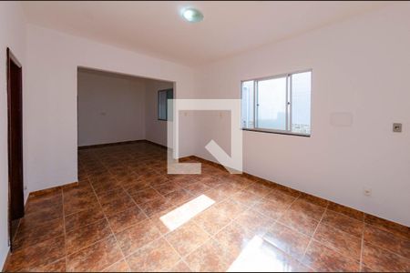 Sala 2 de casa para alugar com 3 quartos, 90m² em Caiçaras, Belo Horizonte