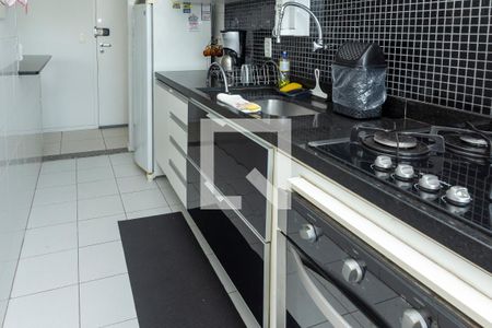 Apartamento para alugar com 69m², 2 quartos e 1 vaga Apartamento para alugar com 69m², 2 quartos e 1 vagaCozinha - Armários