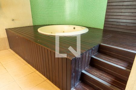 Apartamento para alugar com 69m², 2 quartos e 1 vaga Apartamento para alugar com 69m², 2 quartos e 1 vagaÁrea comum - Banheira hidromassagem