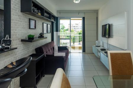 Sala - Estar/Jantar de apartamento para alugar com 2 quartos, 69m² em Taquara, Rio de Janeiro