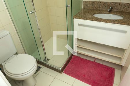 Apartamento para alugar com 69m², 2 quartos e 1 vaga Apartamento para alugar com 69m², 2 quartos e 1 vagaBanheiro da Suite
