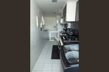 Apartamento para alugar com 69m², 2 quartos e 1 vaga Apartamento para alugar com 69m², 2 quartos e 1 vagaCozinha - Armários