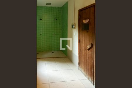 Apartamento para alugar com 69m², 2 quartos e 1 vaga Apartamento para alugar com 69m², 2 quartos e 1 vagaÁrea comum - Chuveiros