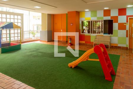 Apartamento para alugar com 69m², 2 quartos e 1 vaga Apartamento para alugar com 69m², 2 quartos e 1 vagaÁrea comum - Espaço infantil