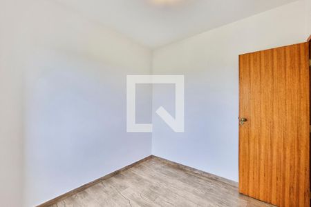 Apartamento para alugar com 77m², 3 quartos e 2 vagas Apartamento para alugar com 77m², 3 quartos e 2 vagasQuarto