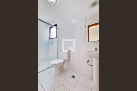 Apartamento para alugar com 77m², 3 quartos e 2 vagas Apartamento para alugar com 77m², 3 quartos e 2 vagasBanheiro da Suíte