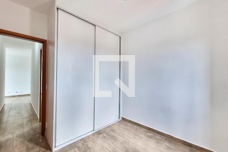 Apartamento para alugar com 77m², 3 quartos e 2 vagas Apartamento para alugar com 77m², 3 quartos e 2 vagasQuarto 1