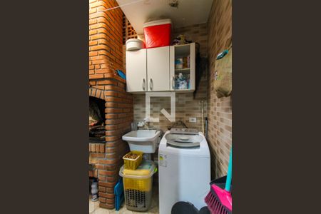 Casa de condomínio à venda com 62m², 2 quartos e 1 vagaÁrea de Serviço