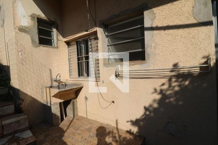 Casa para alugar com 60m², 1 quarto e sem vagaQuintal