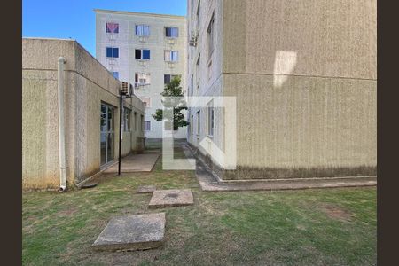 Sala - Vista de apartamento à venda com 2 quartos, 43m² em Mário Quintana, Porto Alegre