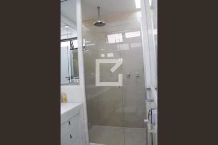 Apartamento à venda com 700m², 6 quartos e 3 vagasBanheiro Quarto 3 suíte