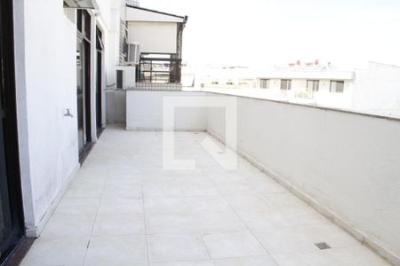 Apartamento à venda com 700m², 6 quartos e 3 vagasVaranda dos quartos