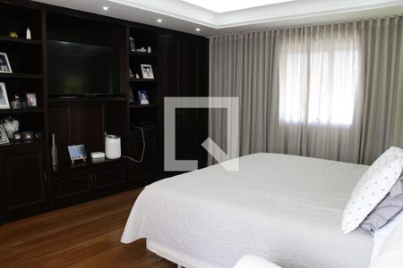 Apartamento à venda com 700m², 6 quartos e 3 vagasQuarto 6 suíte