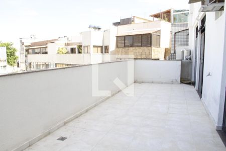 Apartamento à venda com 700m², 6 quartos e 3 vagasVaranda dos quartos