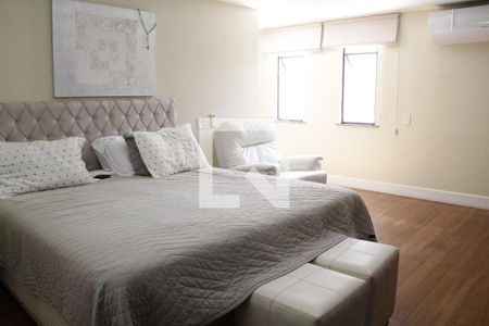 Apartamento à venda com 700m², 6 quartos e 3 vagasQuarto 6 suíte