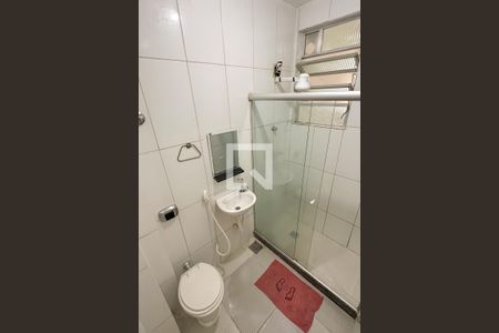 Banheiro de kitnet/studio à venda com 1 quarto, 37m² em Copacabana, Rio de Janeiro