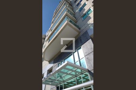 Apartamento para alugar com 171m², 2 quartos e 1 vaga Apartamento para alugar com 171m², 2 quartos e 1 vagaFachada