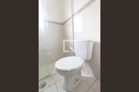 Banheiro de casa para alugar com 1 quarto, 60m² em Vila Continental, São Paulo